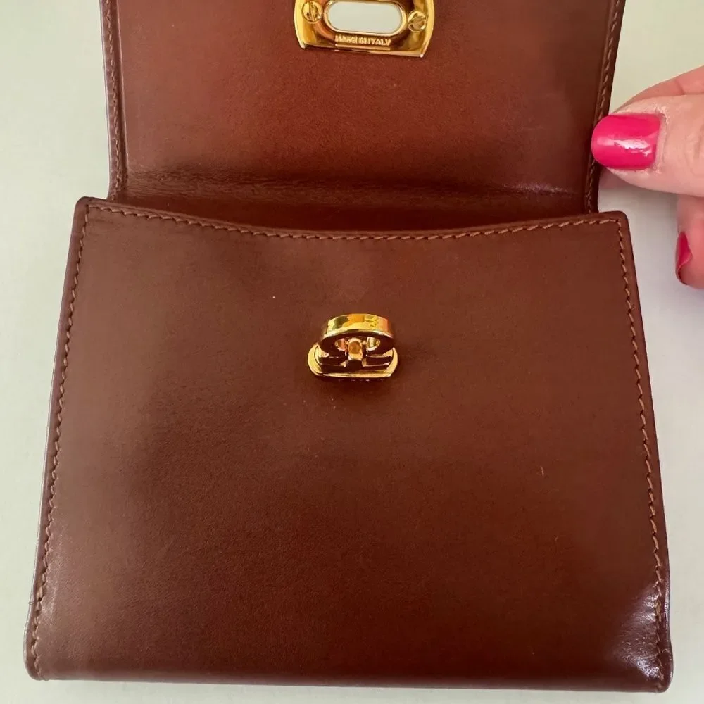 Salvatore Ferragamo Brown Leather Vintage Bi-Fold Wallet w/ Gancini Closure